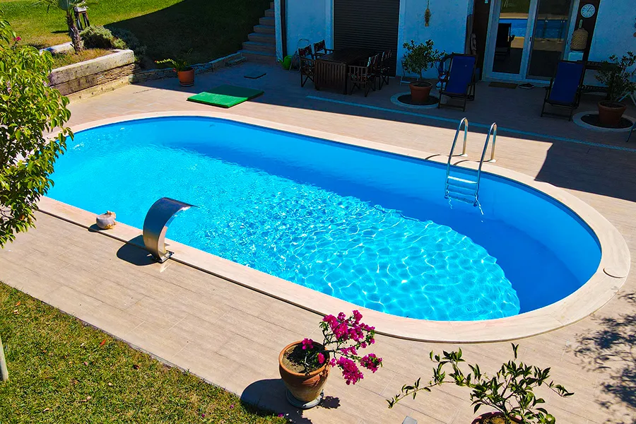 Ahşap deckli Maldiv havuz